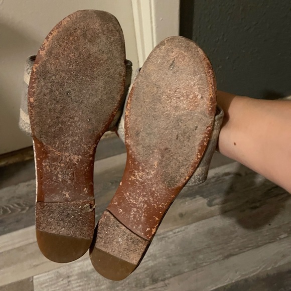 Grey Christian Dior 100% authentic slides! - Picture 5 of 6